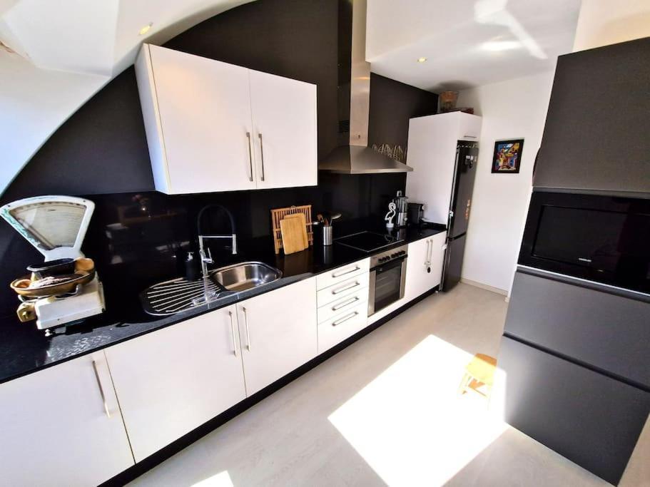 Apartamento Deluxe Vistas Al Mar Burela Kültér fotó