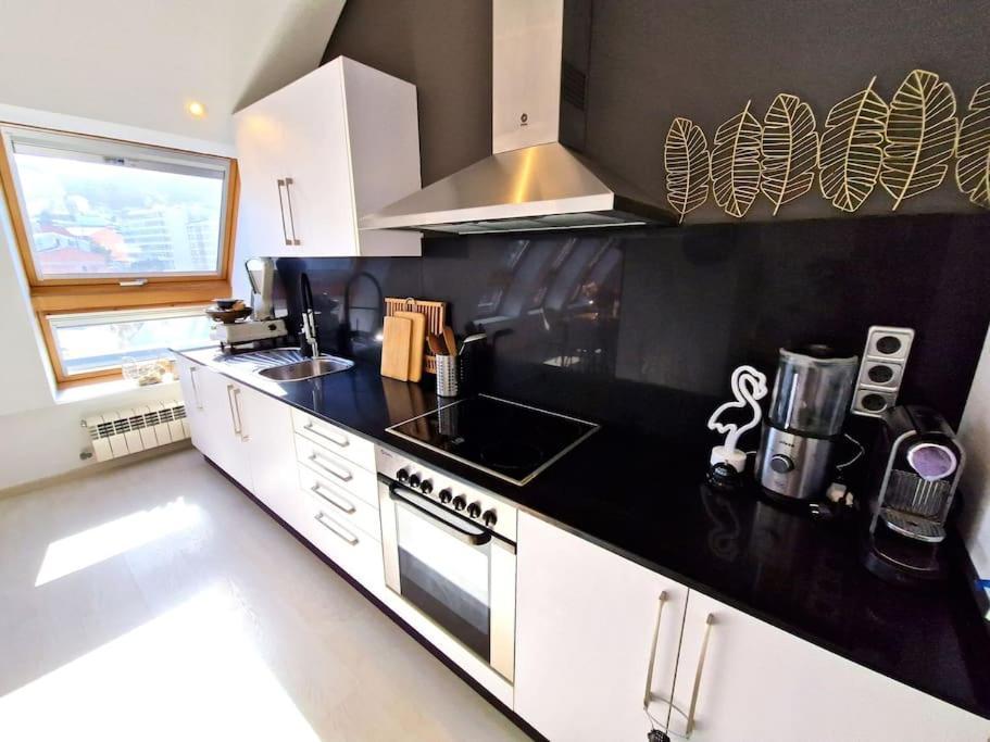 Apartamento Deluxe Vistas Al Mar Burela Kültér fotó